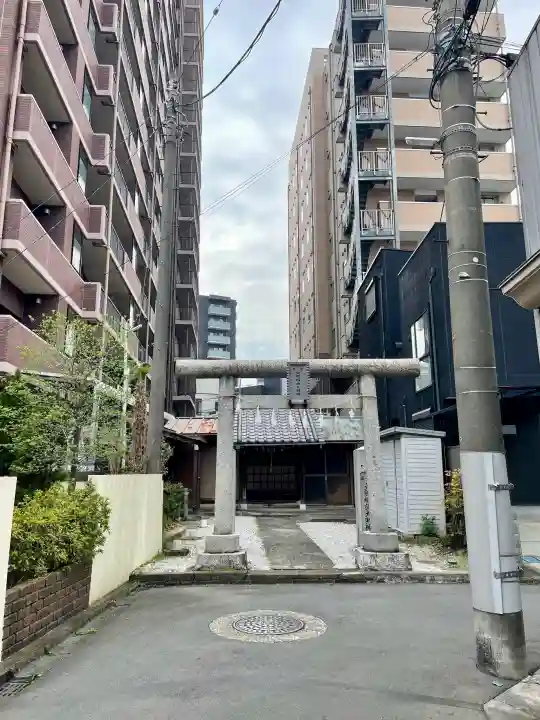 火除稲荷大明神の{uncategorized: "未分類", other: "その他", undefined: "問題あり", building: "その他建物", grave: "お墓", sacred_gate: "鳥居", guardian: "狛犬", statue: "像", buddha: "仏像", history: "歴史", nature: "自然", garden: "庭園", animal: "動物", pagoda: "塔", temizu: "手水舎", mountain_gate: "山門・神門", sanctuary: "本殿・本堂", subordinate: "末社・摂社", art: "芸術", scenery: "景色", jizo: "地蔵", ema: "絵馬", goshuin: "御朱印", omikuji: "おみくじ", items: "授与品その他", amulet: "お守り", goshuincho: "御朱印帳", eats: "食事", festival: "お祭り", votive_dance: "神楽", shichigosan: "七五三参", wedding: "結婚式", experience: "体験その他", initially: "初詣", around: "周辺", anti_infection: "感染症対策"}
