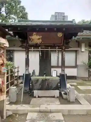 品川神社の手水舎