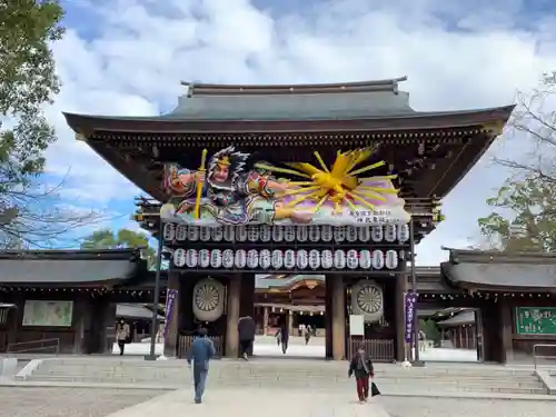 寒川神社の山門