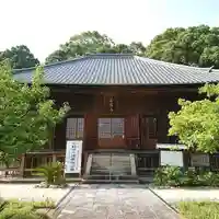 甲山寺の本殿・本堂