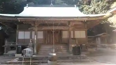 霊山寺の本殿・本堂