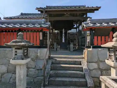 杉生神社の{uncategorized: "未分類", other: "その他", undefined: "問題あり", building: "その他建物", grave: "お墓", sacred_gate: "鳥居", guardian: "狛犬", statue: "像", buddha: "仏像", history: "歴史", nature: "自然", garden: "庭園", animal: "動物", pagoda: "塔", temizu: "手水舎", mountain_gate: "山門・神門", sanctuary: "本殿・本堂", subordinate: "末社・摂社", art: "芸術", scenery: "景色", jizo: "地蔵", ema: "絵馬", goshuin: "御朱印", omikuji: "おみくじ", items: "授与品その他", amulet: "お守り", goshuincho: "御朱印帳", eats: "食事", festival: "お祭り", votive_dance: "神楽", shichigosan: "七五三参", wedding: "結婚式", experience: "体験その他", initially: "初詣", around: "周辺", anti_infection: "感染症対策"}