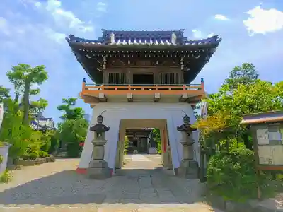 総持寺の山門・神門