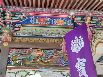 宝登山神社の芸術