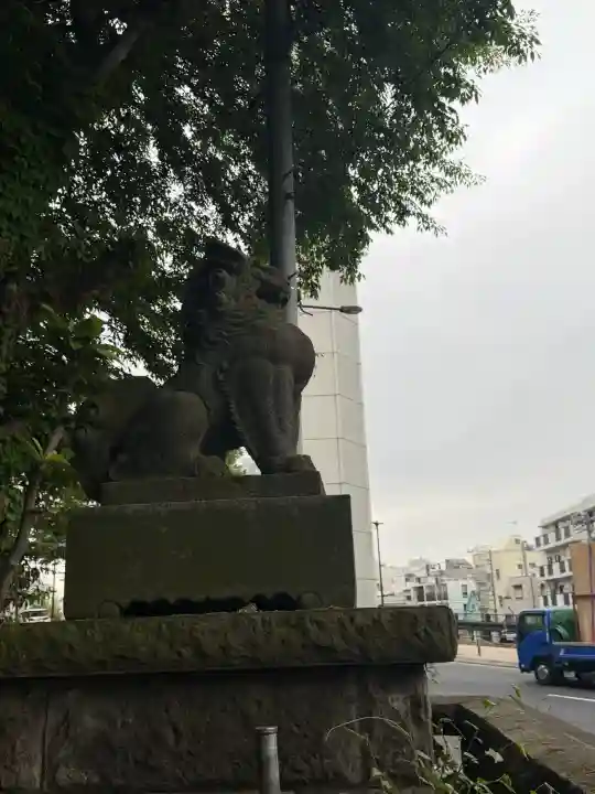 代々木八幡宮の{uncategorized: "未分類", other: "その他", undefined: "問題あり", building: "その他建物", grave: "お墓", sacred_gate: "鳥居", guardian: "狛犬", statue: "像", buddha: "仏像", history: "歴史", nature: "自然", garden: "庭園", animal: "動物", pagoda: "塔", temizu: "手水舎", mountain_gate: "山門・神門", sanctuary: "本殿・本堂", subordinate: "末社・摂社", art: "芸術", scenery: "景色", jizo: "地蔵", ema: "絵馬", goshuin: "御朱印", omikuji: "おみくじ", items: "授与品その他", amulet: "お守り", goshuincho: "御朱印帳", eats: "食事", festival: "お祭り", votive_dance: "神楽", shichigosan: "七五三参", wedding: "結婚式", experience: "体験その他", initially: "初詣", around: "周辺", anti_infection: "感染症対策"}
