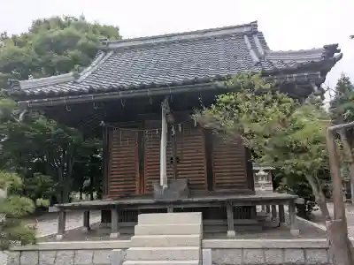 八幡神社の{uncategorized: "未分類", other: "その他", undefined: "問題あり", building: "その他建物", grave: "お墓", sacred_gate: "鳥居", guardian: "狛犬", statue: "像", buddha: "仏像", history: "歴史", nature: "自然", garden: "庭園", animal: "動物", pagoda: "塔", temizu: "手水舎", mountain_gate: "山門・神門", sanctuary: "本殿・本堂", subordinate: "末社・摂社", art: "芸術", scenery: "景色", jizo: "地蔵", ema: "絵馬", goshuin: "御朱印", omikuji: "おみくじ", items: "授与品その他", amulet: "お守り", goshuincho: "御朱印帳", eats: "食事", festival: "お祭り", votive_dance: "神楽", shichigosan: "七五三参", wedding: "結婚式", experience: "体験その他", initially: "初詣", around: "周辺", anti_infection: "感染症対策"}