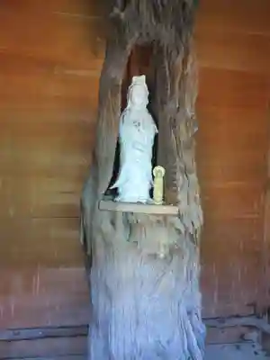 桜ヶ池池宮神社の仏像