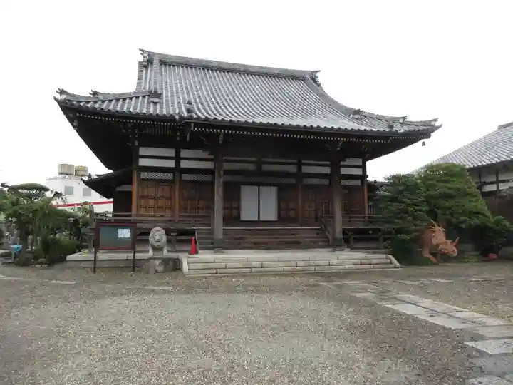 證願寺の本殿・本堂