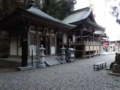 持寳院(多気不動尊)の本殿