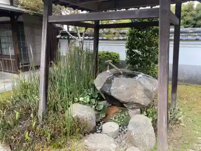 常光寺の{uncategorized: "未分類", other: "その他", undefined: "問題あり", building: "その他建物", grave: "お墓", sacred_gate: "鳥居", guardian: "狛犬", statue: "像", buddha: "仏像", history: "歴史", nature: "自然", garden: "庭園", animal: "動物", pagoda: "塔", temizu: "手水舎", mountain_gate: "山門・神門", sanctuary: "本殿・本堂", subordinate: "末社・摂社", art: "芸術", scenery: "景色", jizo: "地蔵", ema: "絵馬", goshuin: "御朱印", omikuji: "おみくじ", items: "授与品その他", amulet: "お守り", goshuincho: "御朱印帳", eats: "食事", festival: "お祭り", votive_dance: "神楽", shichigosan: "七五三参", wedding: "結婚式", experience: "体験その他", initially: "初詣", around: "周辺", anti_infection: "感染症対策"}
