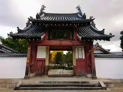 萬福寺の山門・神門