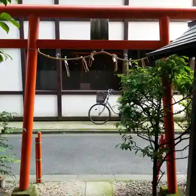 川上稲荷神社の鳥居