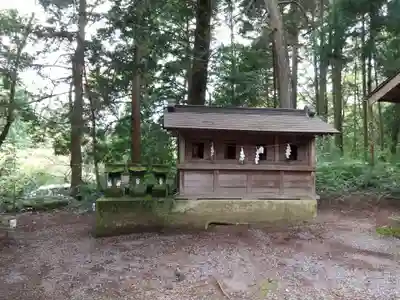 生子神社の末社・摂社