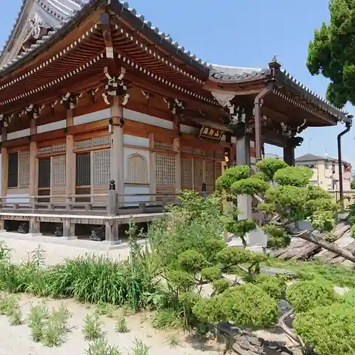 禅寂寺の本殿・本堂