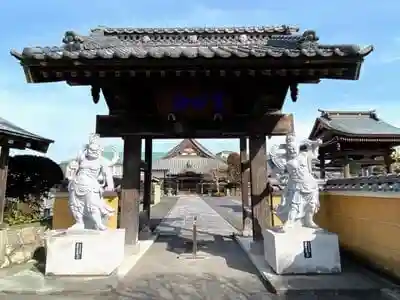 善増寺の山門