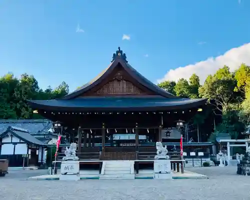 苗村神社の本殿