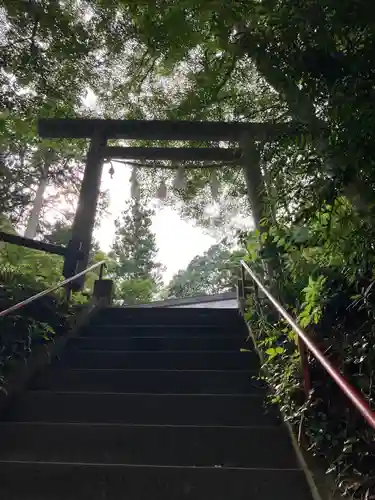 秩父御嶽神社の鳥居