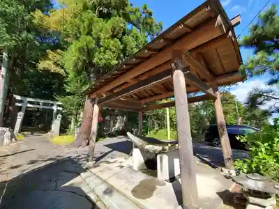 王宮伊豆神社の手水舎