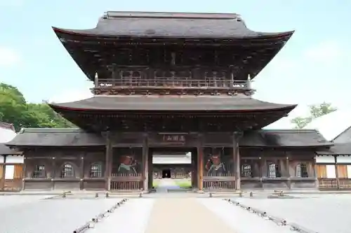 瑞龍寺の山門・神門