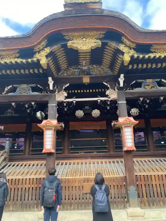 北野天満宮の{uncategorized: "未分類", other: "その他", undefined: "問題あり", building: "その他建物", grave: "お墓", sacred_gate: "鳥居", guardian: "狛犬", statue: "像", buddha: "仏像", history: "歴史", nature: "自然", garden: "庭園", animal: "動物", pagoda: "塔", temizu: "手水舎", mountain_gate: "山門・神門", sanctuary: "本殿・本堂", subordinate: "末社・摂社", art: "芸術", scenery: "景色", jizo: "地蔵", ema: "絵馬", goshuin: "御朱印", omikuji: "おみくじ", items: "授与品その他", amulet: "お守り", goshuincho: "御朱印帳", eats: "食事", festival: "お祭り", votive_dance: "神楽", shichigosan: "七五三参", wedding: "結婚式", experience: "体験その他", initially: "初詣", around: "周辺", anti_infection: "感染症対策"}