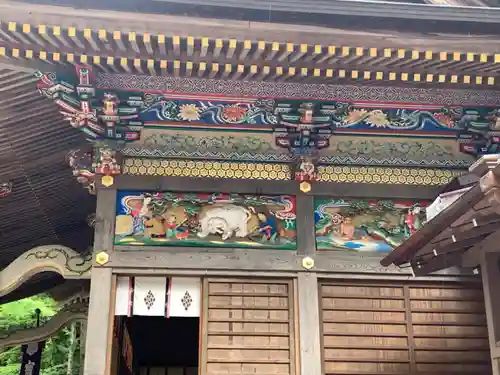 宝登山神社の芸術