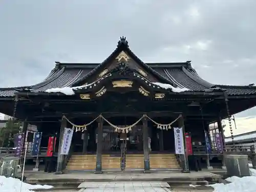 高岡関野神社の本殿・本堂
