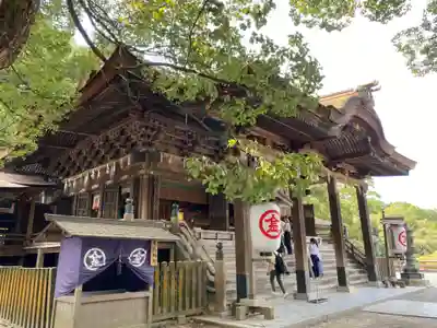 白峰神社の本殿・本堂