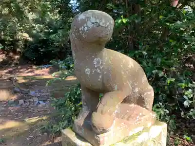 稲荷神社の狛犬