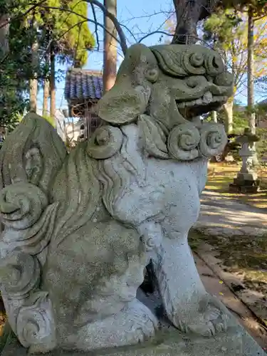 柳田神社の狛犬