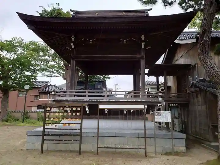 三条八幡宮(新潟県)