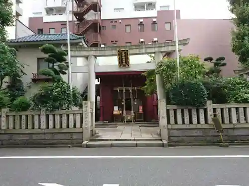 笠間稲荷神社 東京別社の鳥居