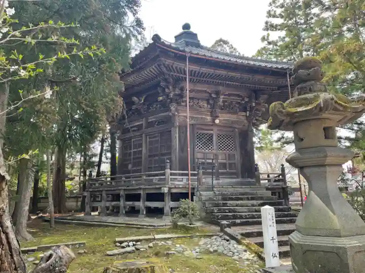 本成寺(新潟県)