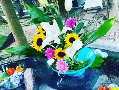 彦嶽宮の手水舎