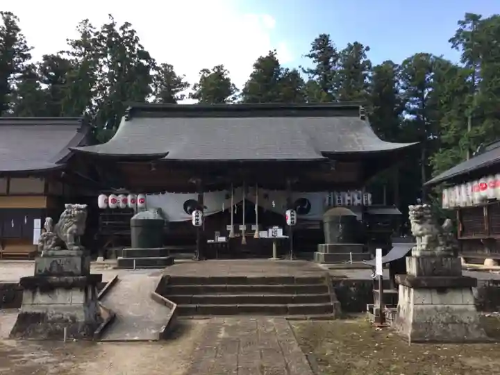 大神神社の本殿・本堂