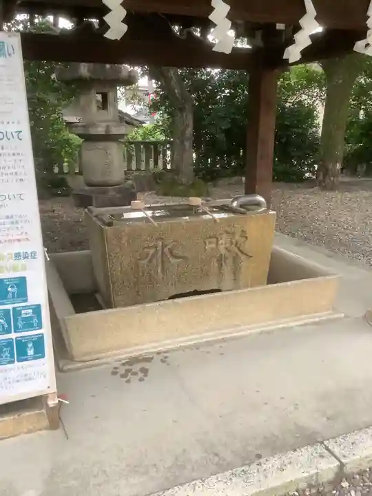 溝旗神社(肇國神社)の手水舎