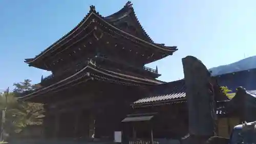 井波別院瑞泉寺の山門