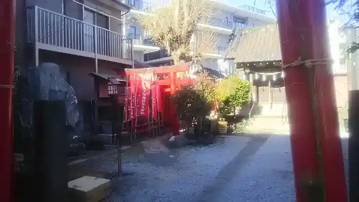 小野弁財天神社の建物その他