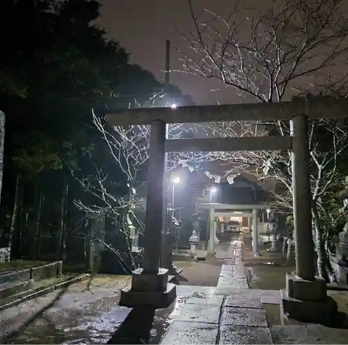 椿ノ海　水神社の鳥居