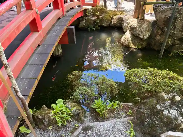 天河大辨財天社の庭園