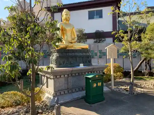 川崎大師（平間寺）の仏像