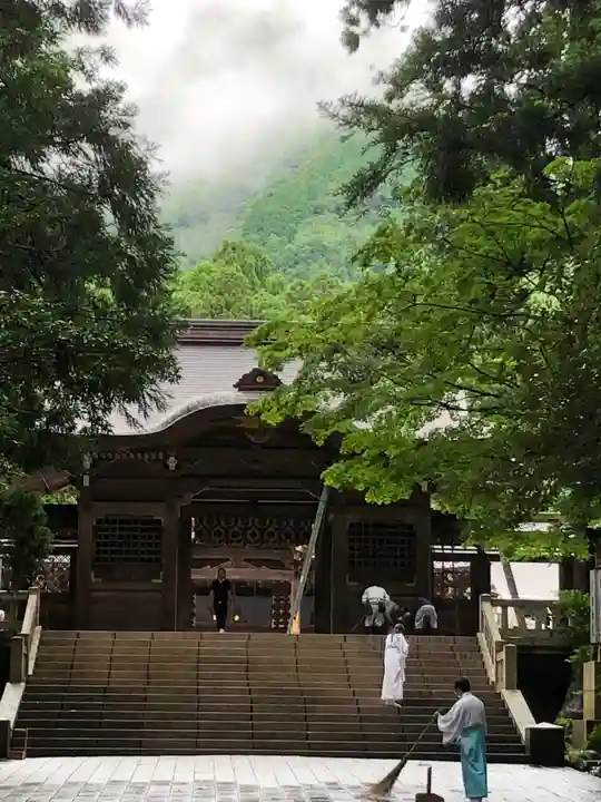彌彦神社(新潟県)