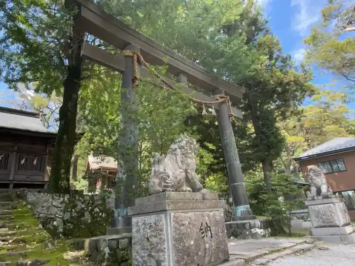 諏訪大社上社前宮(長野県)