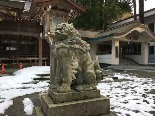 白山比咩神社の狛犬