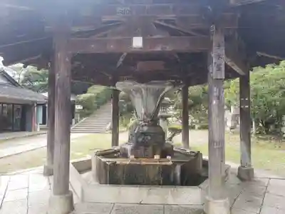 園城寺（三井寺）の手水舎