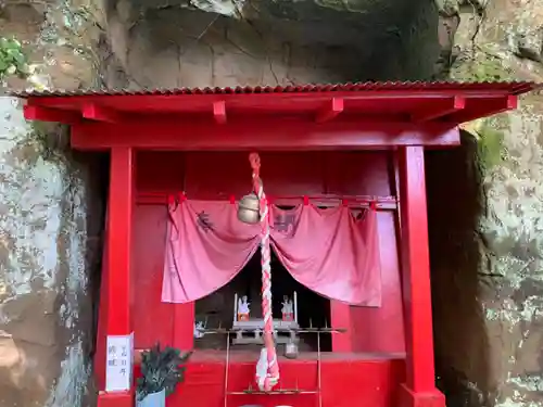 稲荷神社の本殿・本堂