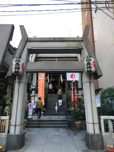 烏森神社の鳥居