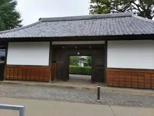 円通寺の山門・神門