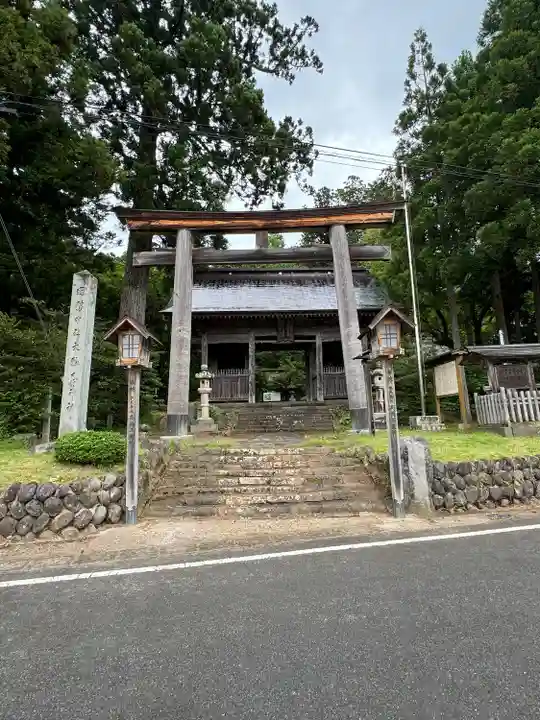 鳥海山大物忌神社蕨岡口ノ宮(山形県)