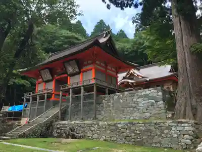 名草神社の本殿・本堂