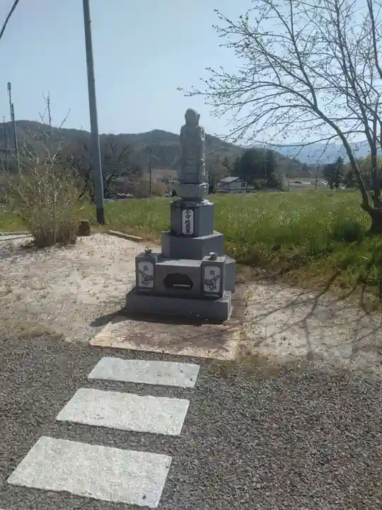 小坂子守地蔵尊堂(福島県)